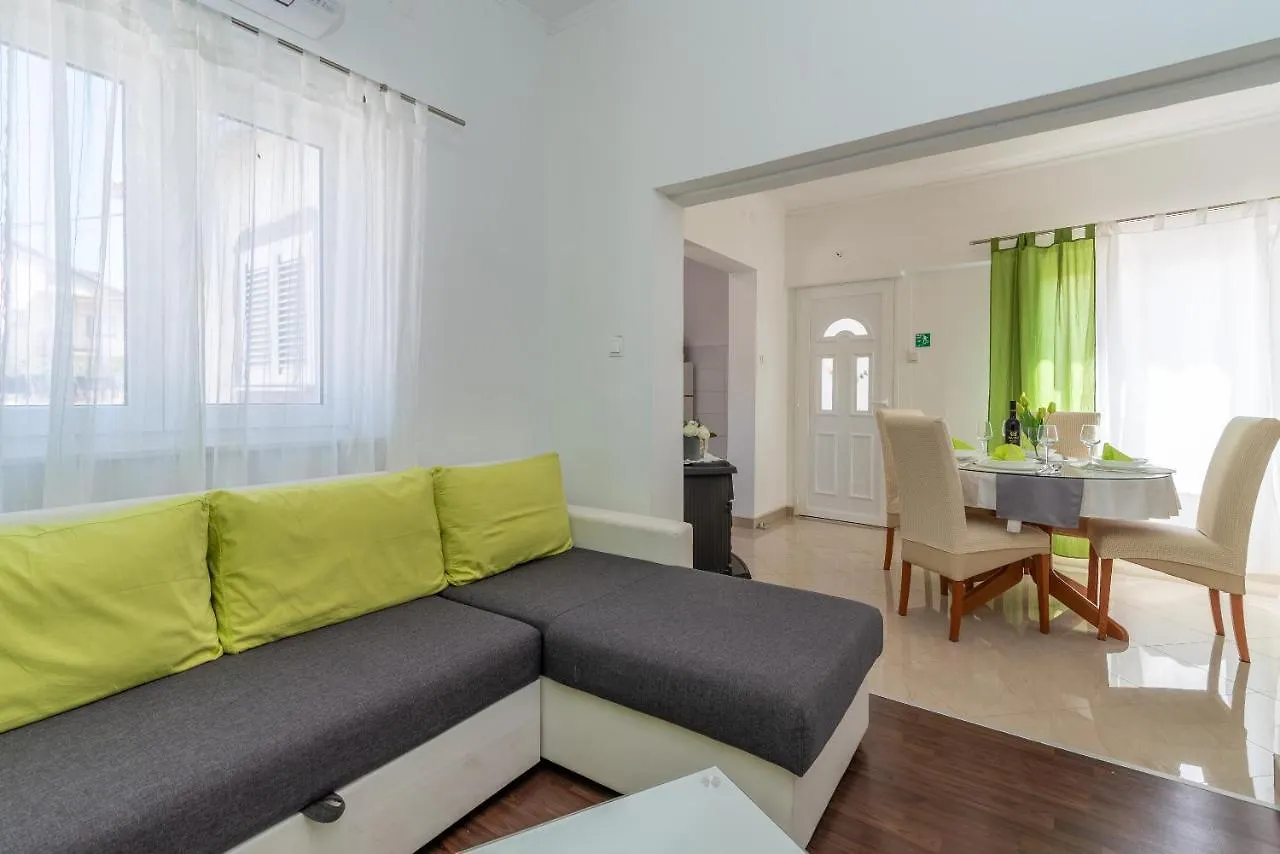 Apartment Roko Trogir